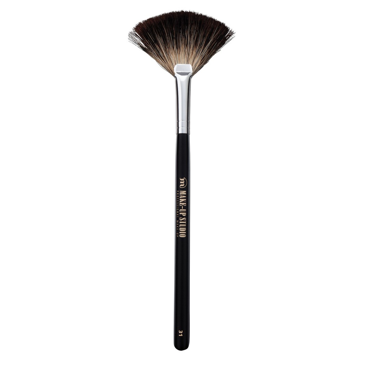 No.31 Fan Shaped Brush / Racoon Dog Hair