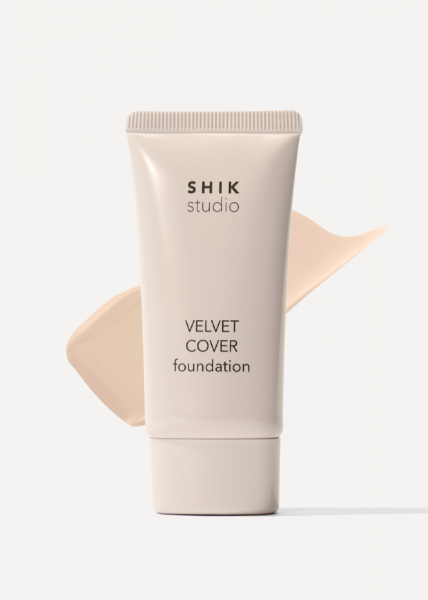 Velvet Cover Foundation
