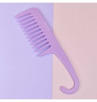 wide-toothed-comb-1