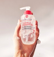 centella-cleansing-gel-6aa30359